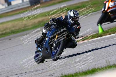 media/Jan-21-2023-Fastrack Riders (Sat) [[fcf3f88a30]]/Level 3/Session 4 Turn 6-Mountian Shot/